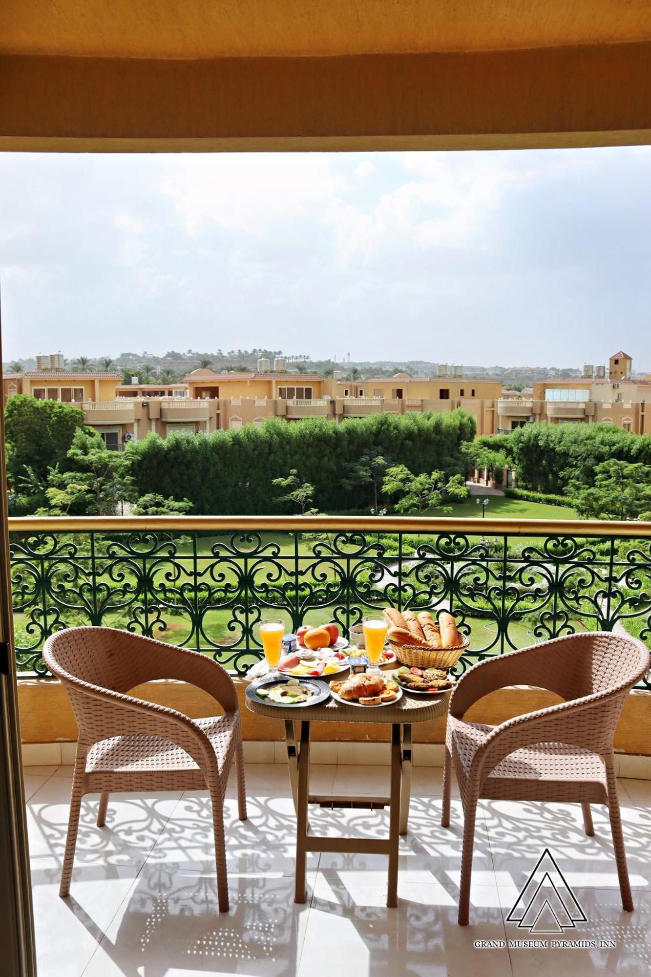 Grand Museum Pyramids Inn Giza Екстериор снимка